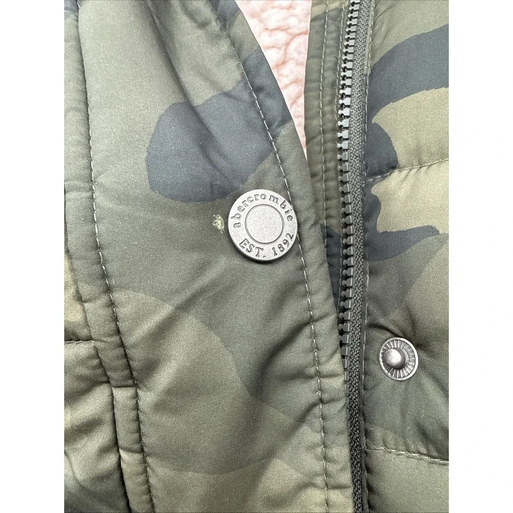 Abercrombie Kids Girls Camo Parka Jacket Faux Fur Lining Hood Size 9/10 Medium